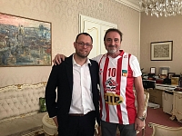 S Pavlem jsme vždy v pohodě - a já velmi oceňuji jeho výrazné zásluhy o návrat pardubického basketu na špičku nejvyšší soutěže NBL. A Pavla si osobně velmi vážím i jako člověka...!