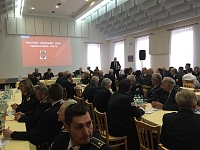 Krásný společenský sál Hasičské zbrojnice SDH Trpín zaplnili delegáti OSH z celého Pardubického kraje.