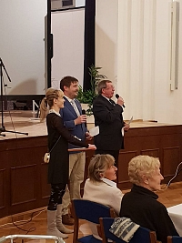 A tady jsou organizátoři výborné akce - sympatičtí manželé Katka a Honza Vyskočilovi...