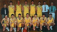 Hvězdný tým BHC SKP Pardubice, s nímž jsme vyhráli v roce 1994 český pohár - a odletěli reprezentovat český basket do Ameriky.